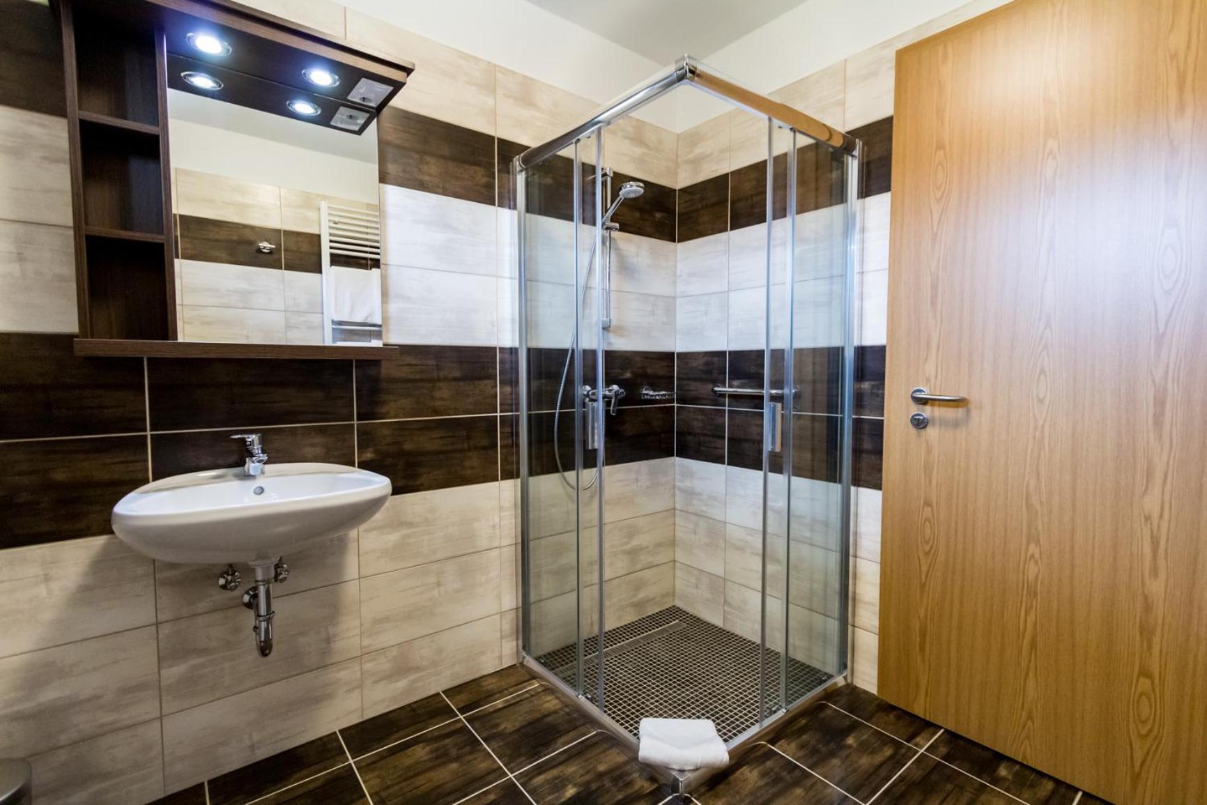Frisko Panzio Bed & Breakfast ซาลาคาโรส ห้อง รูปภาพ